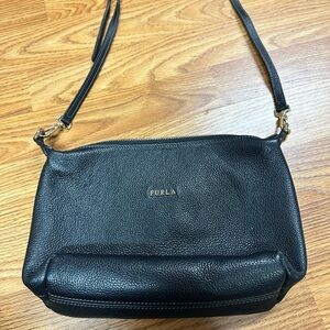 Furla Elegant Black Crossbody Bag